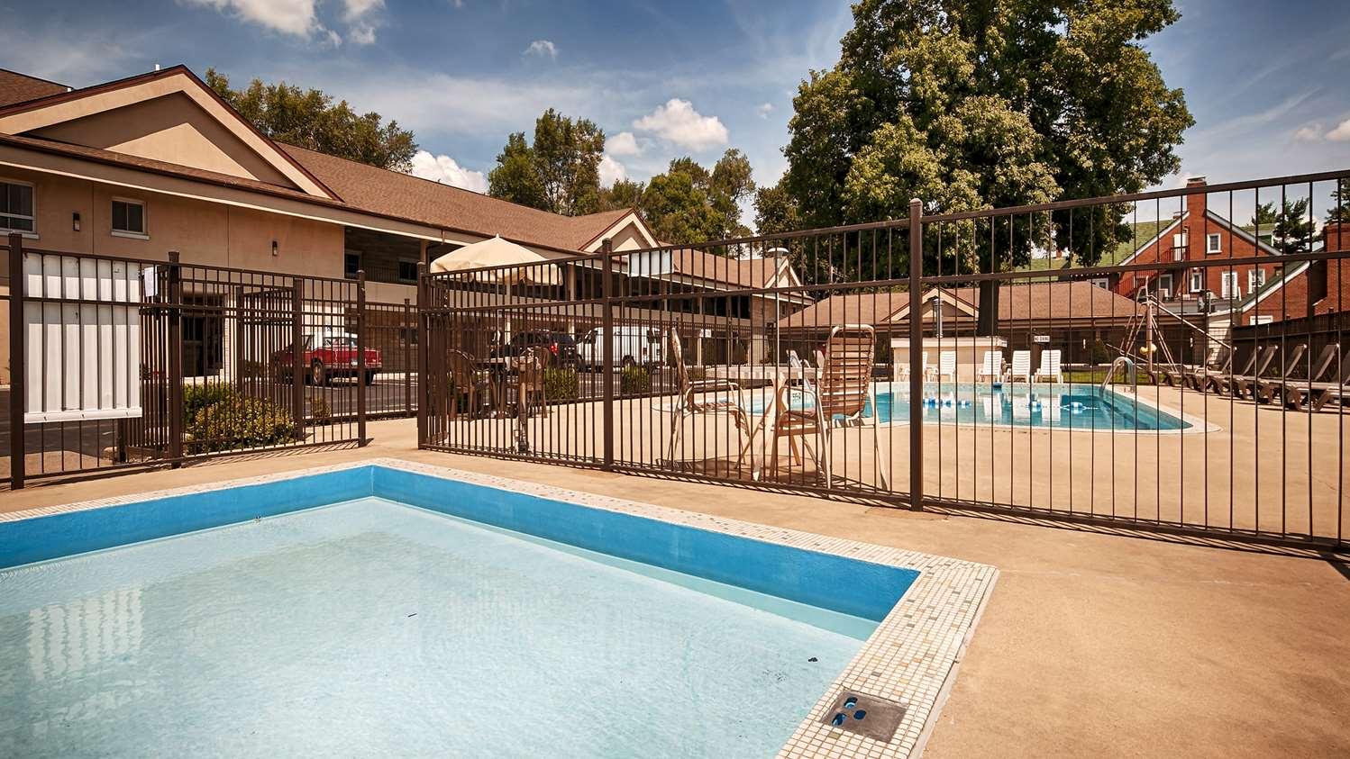 Best Western Paradise Inn Savoy Екстериор снимка