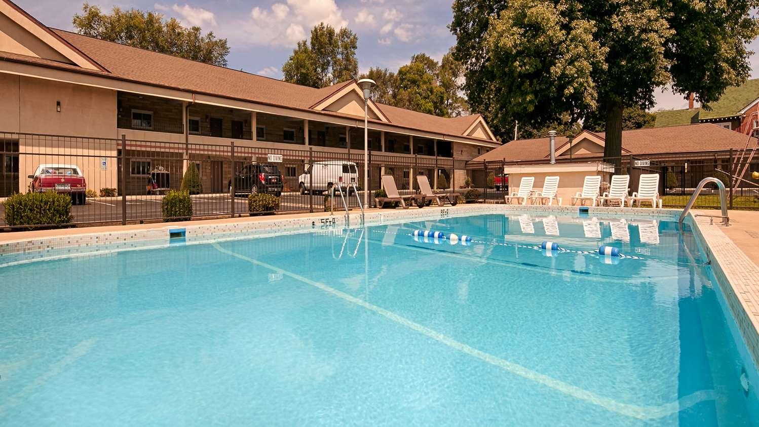 Best Western Paradise Inn Savoy Екстериор снимка