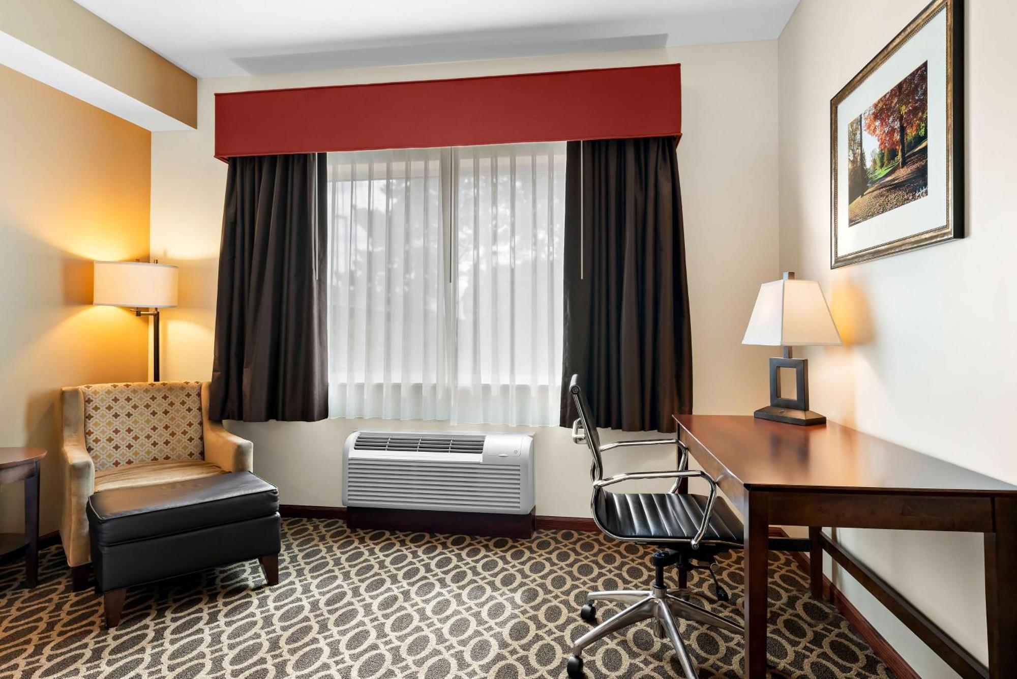 Best Western Paradise Inn Savoy Екстериор снимка